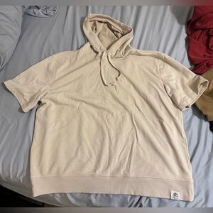 Walker Hayes for JCPenney Men’s XL Tan Hooded short sleeve shirt, see pics